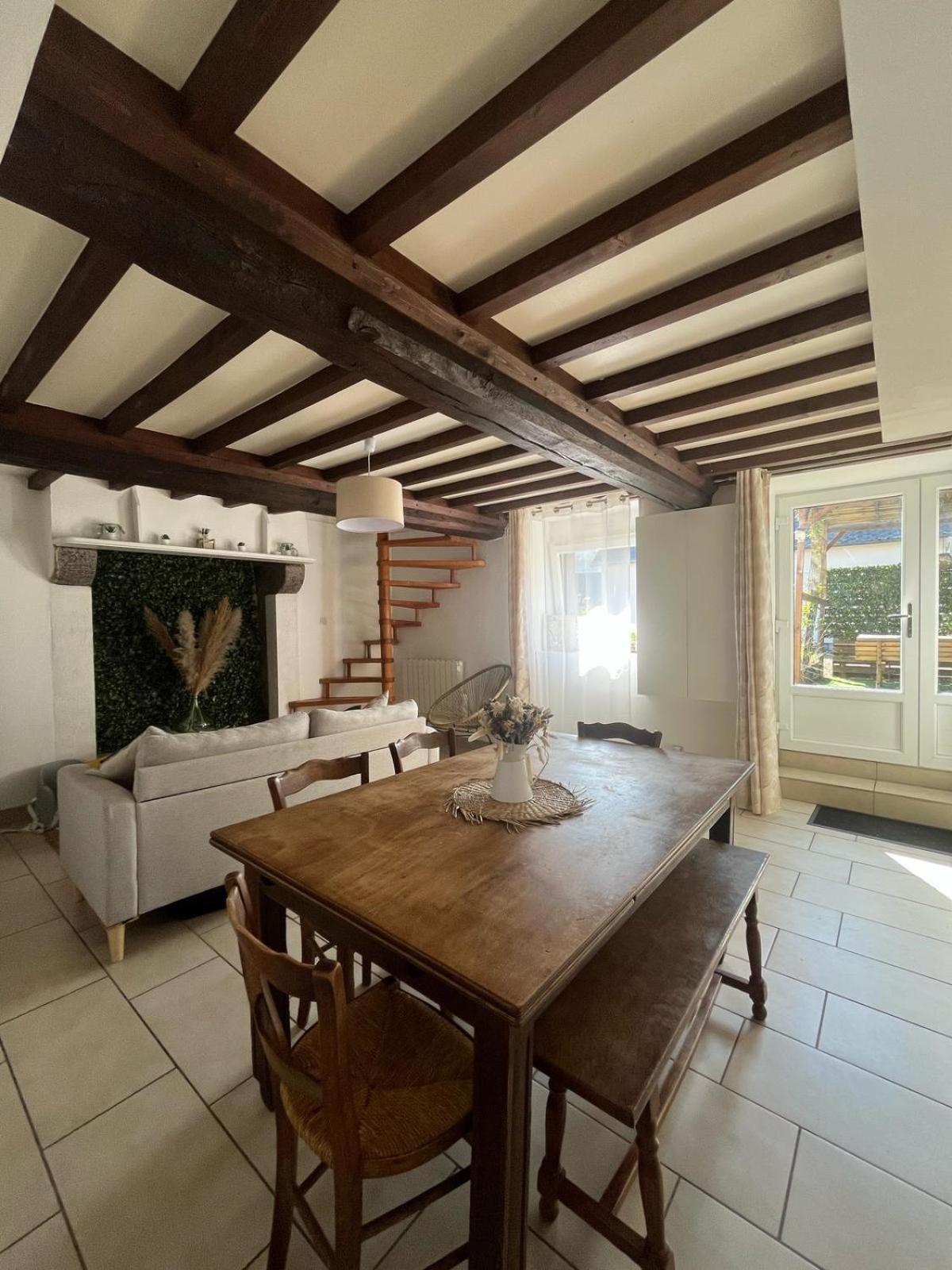 Le Gite De La Menuiserie Maisoncelles-la-Jourdan Exteriör bild
